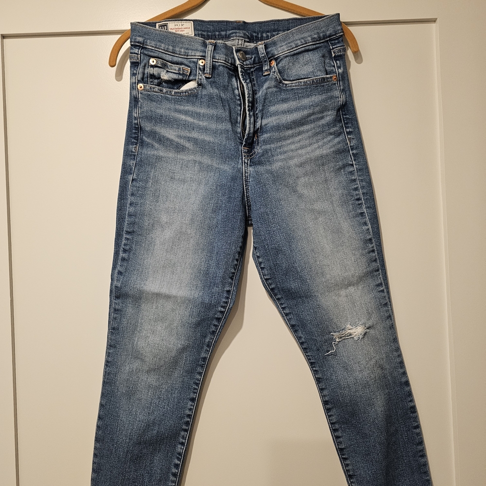 GAP Women's Distressed Blue Skinny Jeans